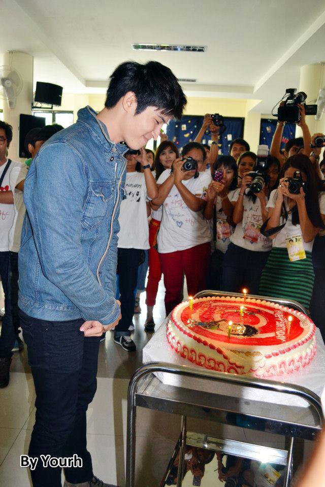 ตูมตาม ยุทธนา ฉลองงานวันเกิดครบ 21 ปี #น่ารัก อิ่มบุญ