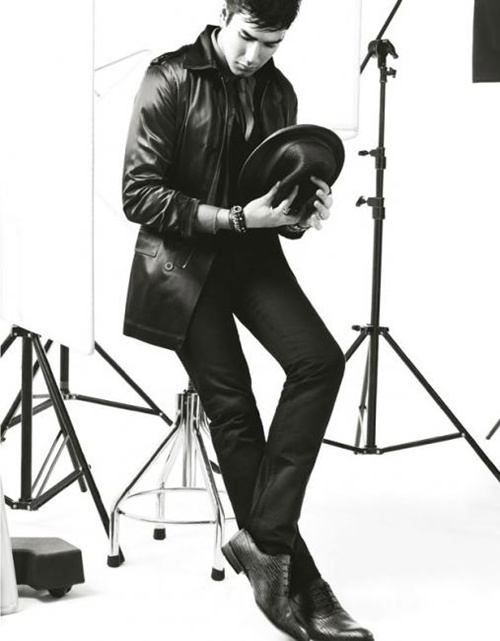 ณเดชน์ คูกิมิยะ @ เปรียว vol. 32 no. 699 November 2012