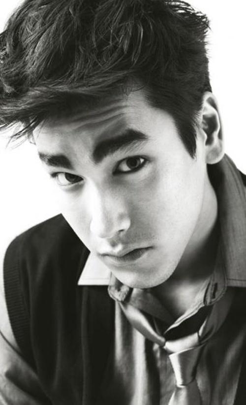 ณเดชน์ คูกิมิยะ @ เปรียว vol. 32 no. 699 November 2012