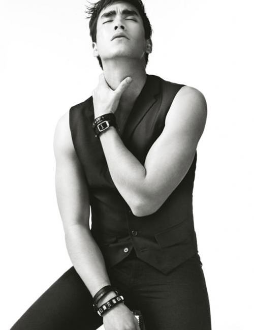 ณเดชน์ คูกิมิยะ @ เปรียว vol. 32 no. 699 November 2012
