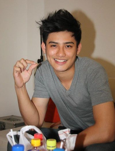 สุดยอด! หนุ่มไทยผงาดคว้ารางวัล Mr.Asia 2012