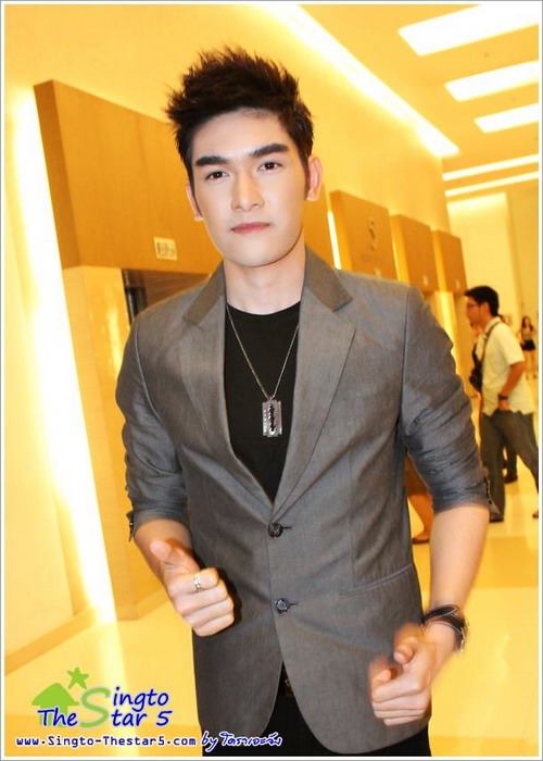 'สิงโต'เคลียร์ข่าวเม้าท์แรง'สาวแตก'ตบตีแย่ง'ผู้ชาย'!