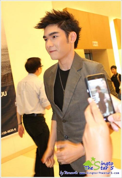 'สิงโต'เคลียร์ข่าวเม้าท์แรง'สาวแตก'ตบตีแย่ง'ผู้ชาย'!