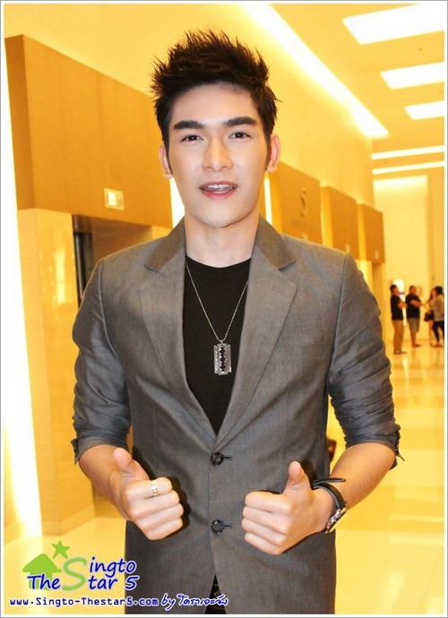 'สิงโต'เคลียร์ข่าวเม้าท์แรง'สาวแตก'ตบตีแย่ง'ผู้ชาย'!
