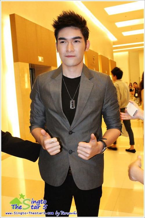 'สิงโต'เคลียร์ข่าวเม้าท์แรง'สาวแตก'ตบตีแย่ง'ผู้ชาย'!