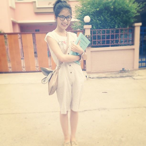 ฟ้า อริสรา สาวฮอตคนดังจากรั้วบดินทร2 สวย เป๊ะ เพอร์เฟ็กต์