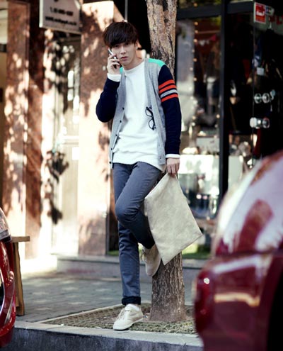แฟชั่น เสื้อคาร์ดิแกน สำหรับ หนุ่มๆ  น่ารัก ดูดี