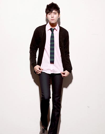 แฟชั่น เสื้อคาร์ดิแกน สำหรับ หนุ่มๆ  น่ารัก ดูดี