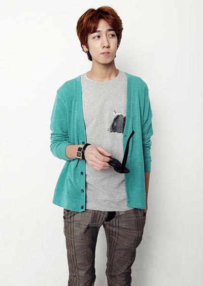 แฟชั่น เสื้อคาร์ดิแกน สำหรับ หนุ่มๆ  น่ารัก ดูดี