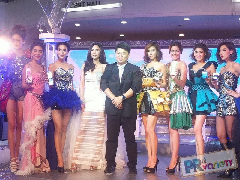 "อั้ม"นำทีมเปิดงานThe Magic of Beautiful Skin Winter 2012!!