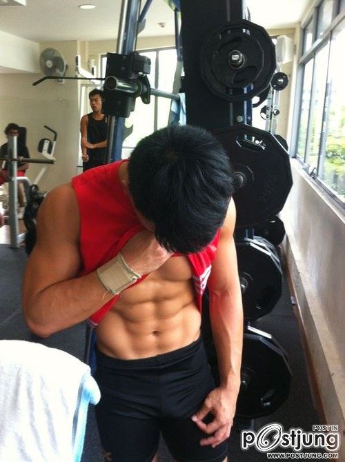 คนรักหนุ่มเซ็กซี่ 468