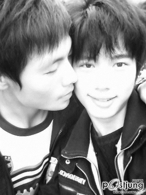 เคียงข้างกัน