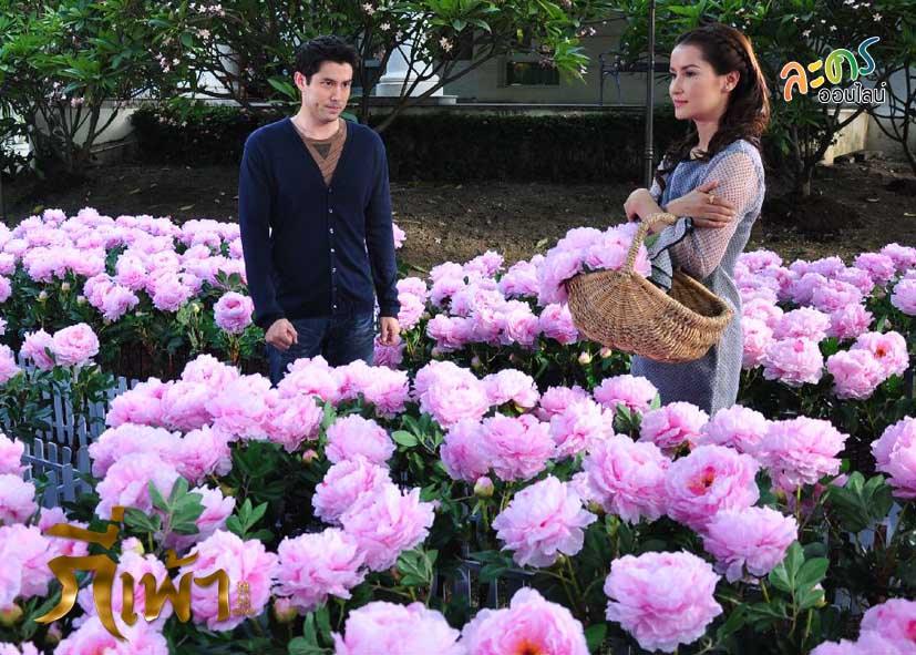 แฟชั่นการแต่งตัวของ" แอน ทองประสม" ในละคร กี่เพ้า