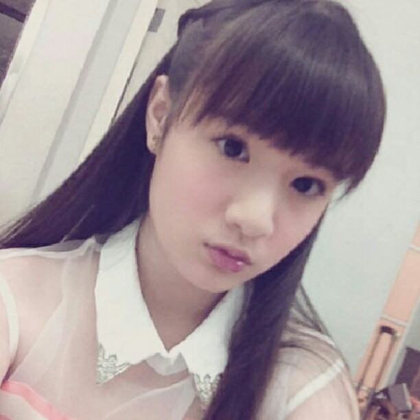 พลอย ธนิดา หรือ ออม ลูกพี่ลูกน้อง