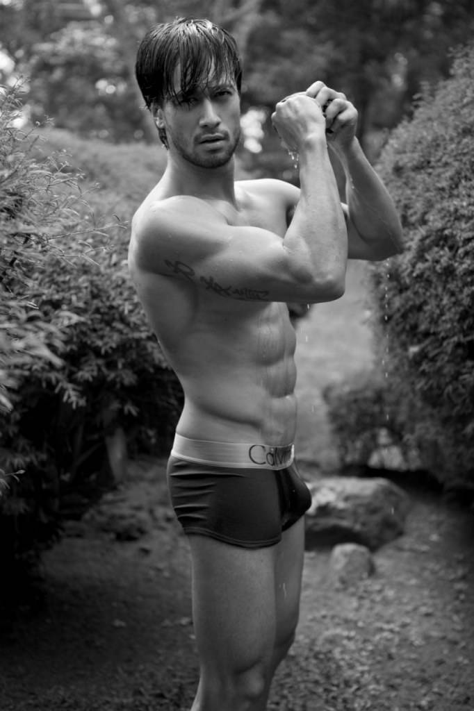 Photoshoot men album 507 : Cesar Curti (Mr.International 2011)