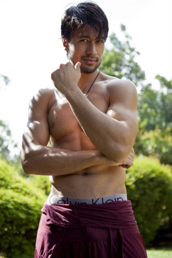 Photoshoot men album 507 : Cesar Curti (Mr.International 2011)