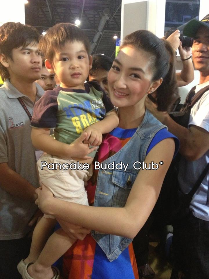 แพนเค้กกับพัตเตอร์ ในงาน Homepro Expo - 25/11/12