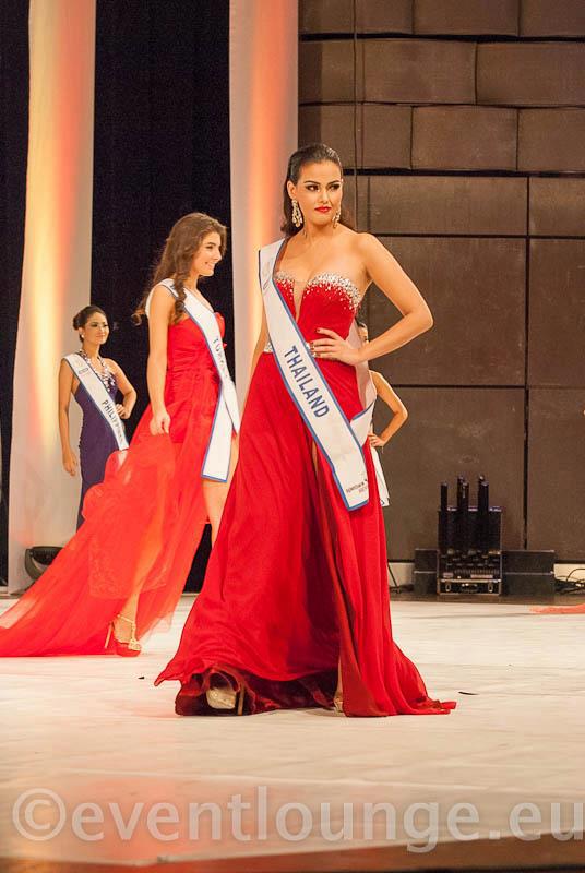 พี่คาร่าจากเวที Miss intercontinental 2012