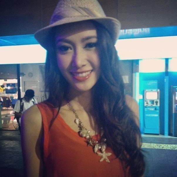 ยุ้ย จีรนันท์ เจอแฟนคลับจากระยอง เจอทีกอดกลมเกลียว