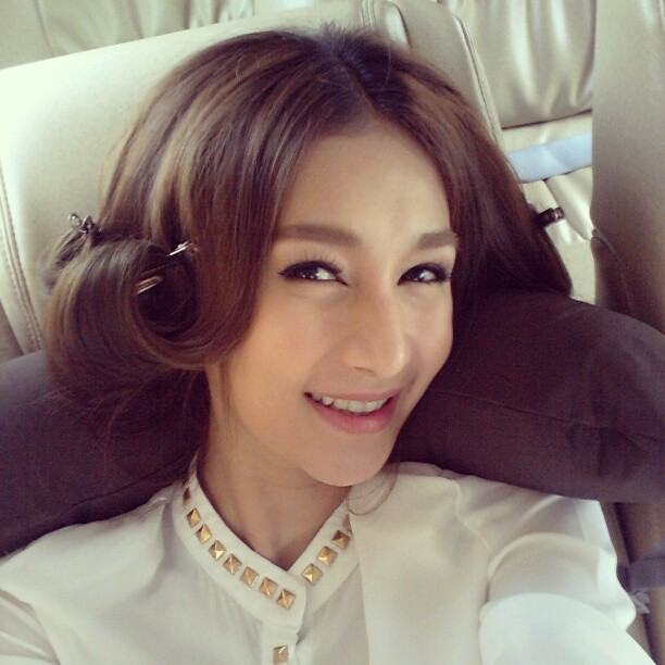สวยสง่าที่สุด "เนย โชติกา"