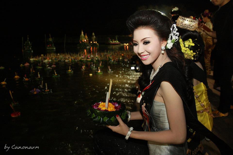 งานประเพณีลอยกระทง มข ณ บึงสีฐาน ๒๕๕๕