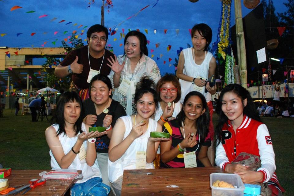 งานประเพณีลอยกระทง มข ณ บึงสีฐาน ๒๕๕๕