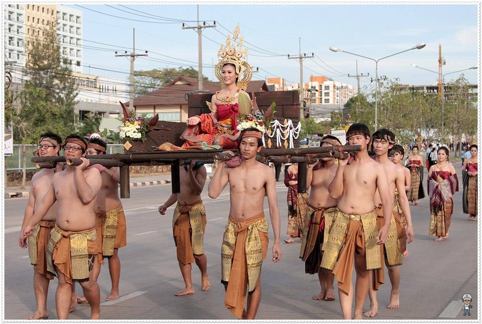 งานประเพณีลอยกระทง มข ณ บึงสีฐาน ๒๕๕๕
