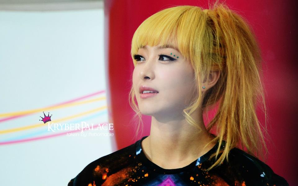 Victoria - F(x)