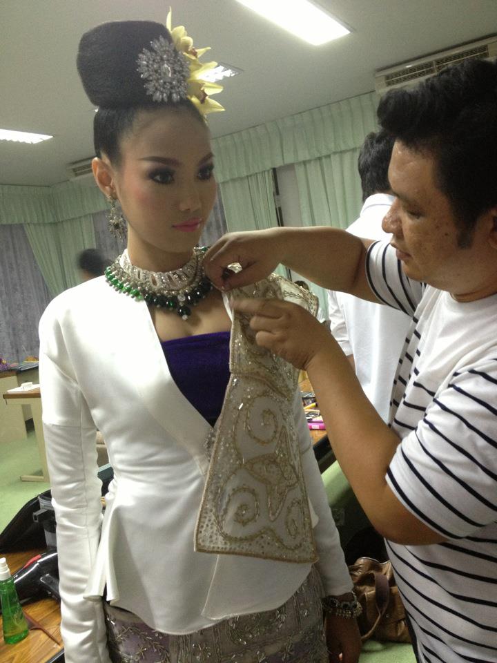 ขบวนกระทงใหญ่ มช 2555 เจ้าฟ้า-มหาเทวี