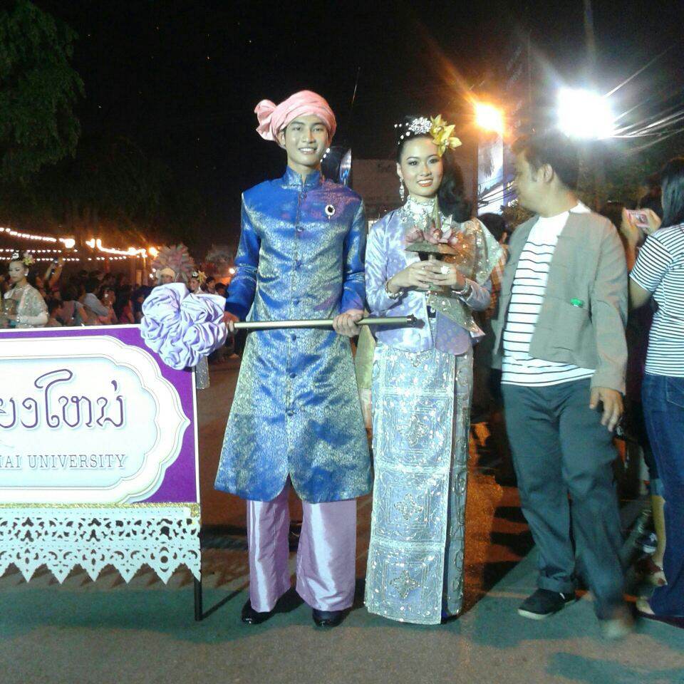 ขบวนกระทงใหญ่ มช 2555 เจ้าฟ้า-มหาเทวี