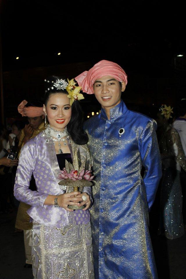 ขบวนกระทงใหญ่ มช 2555 เจ้าฟ้า-มหาเทวี