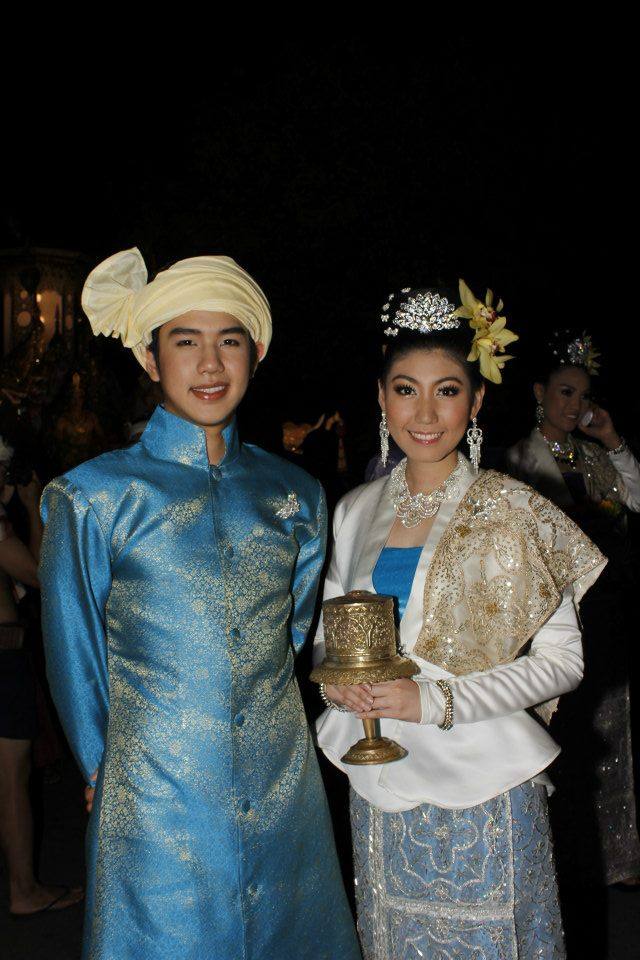 ขบวนกระทงใหญ่ มช 2555 เจ้าฟ้า-มหาเทวี