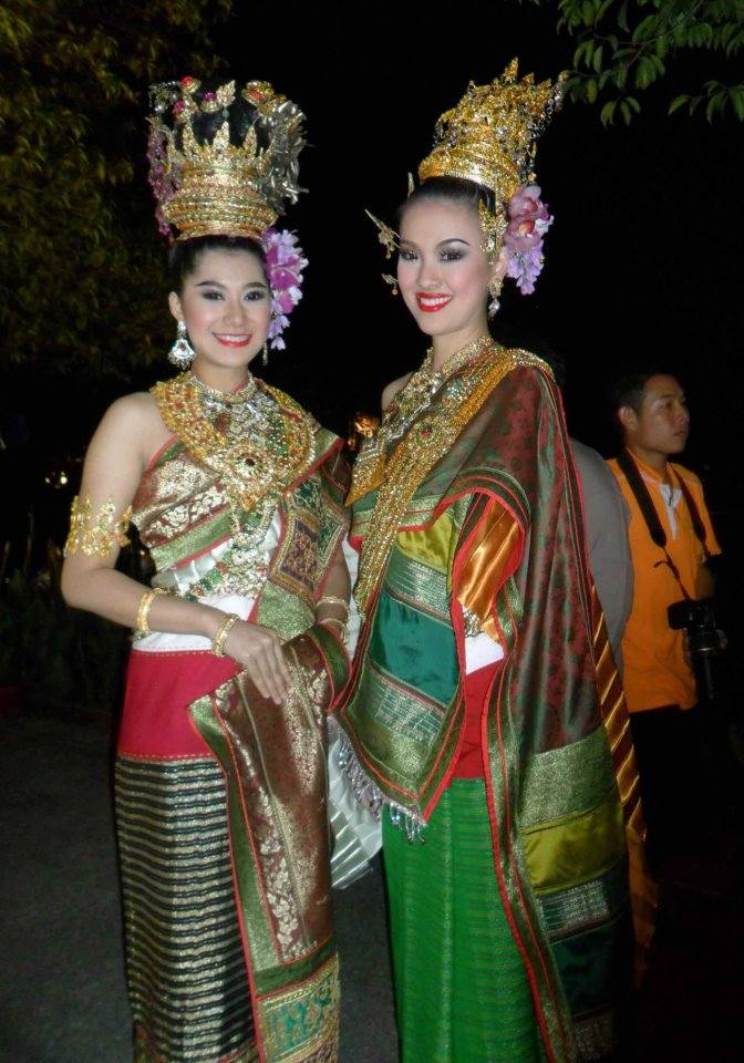 ขบวนกระทงใหญ่ มช 2555 เจ้าฟ้า-มหาเทวี