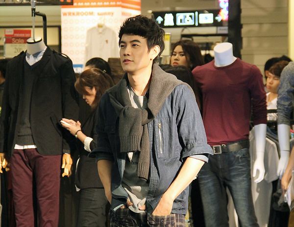 &ldquo;Fluke C-Quint & Black Jack&rdquo; 2 หนุ่มเท่ ต่างสไตล์ ในมาดนายแบบ