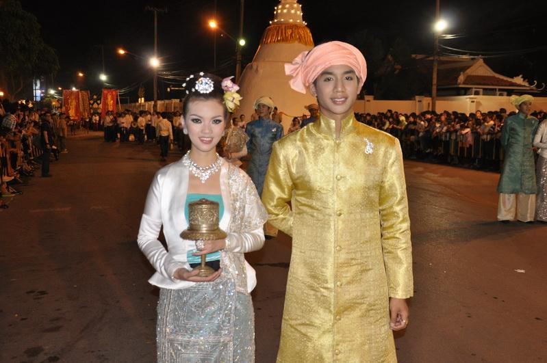 ขบวนยี่เป็งเชียงใหม่ 2555 จาก มหาวิทยาลัยเชียงใหม่