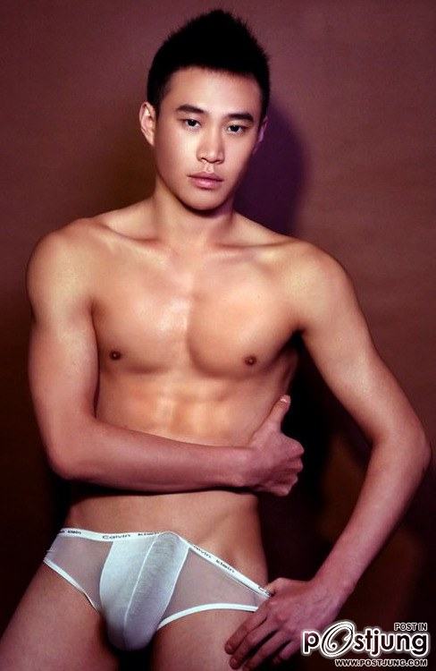 ถอดโชว์เรือนร่าง 92