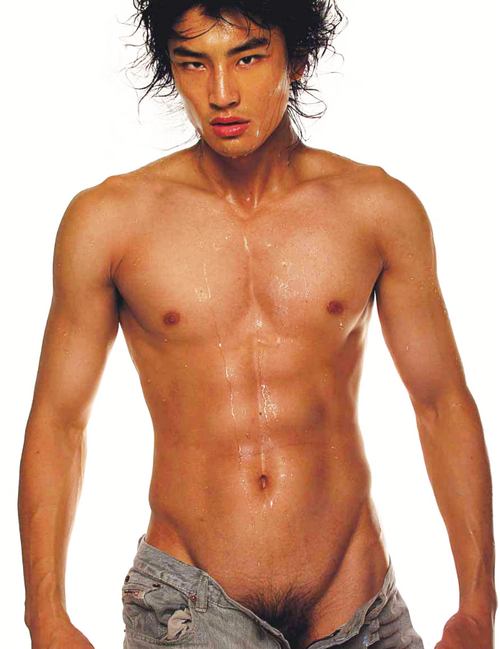 ถอดโชว์เรือนร่าง 92