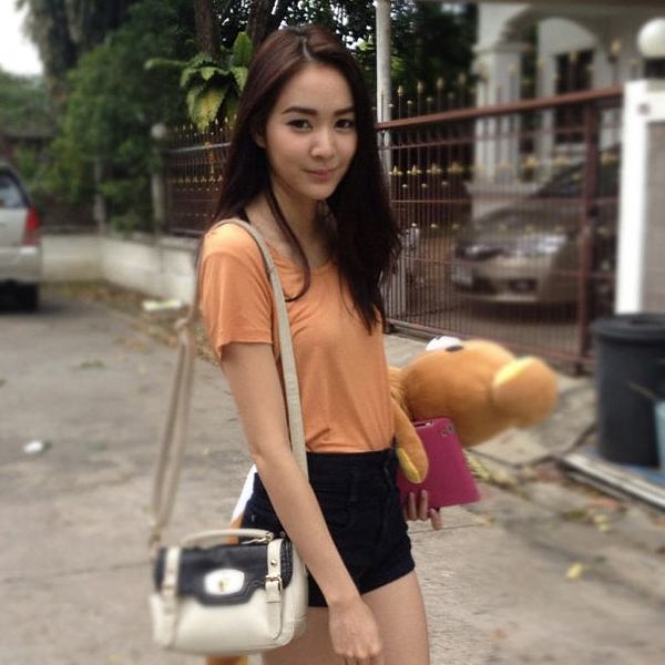 แฟชั่น แนว ๆ เก๋ ๆ ของเหล่าดาราสาวๆ