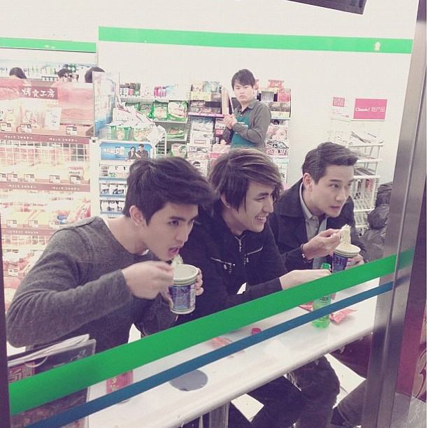 สน ส่งไพศาล @ Instagram Update #2
