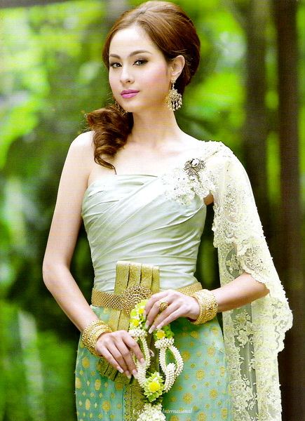 ชุดไทย สาวไทย คนไทย