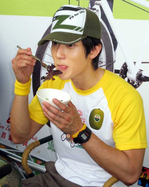 wu chun หนุ่มเคยขี้อายมาก