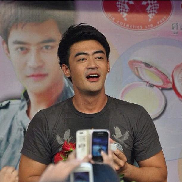 เติ้ล ธนพล @ Instagram Update