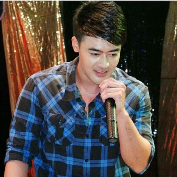 เติ้ล ธนพล @ Instagram Update