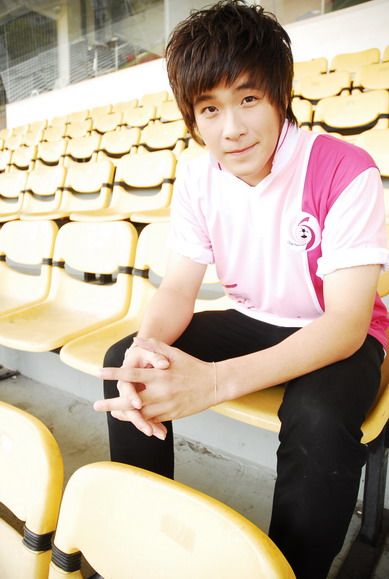 อาเล็ก ธีรเดช  พระเอกคนล่าสุด ของ พี่ชมพู่ ใน คุณนายโฮ