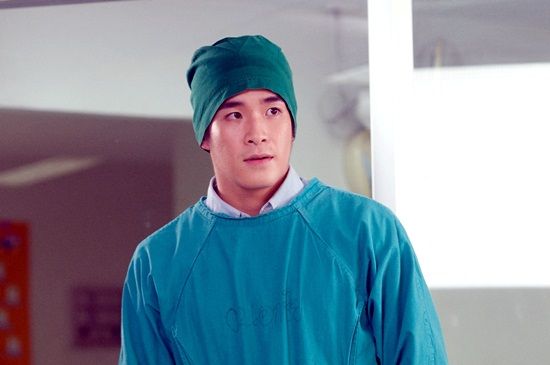 อาเล็ก ธีรเดช  พระเอกคนล่าสุด ของ พี่ชมพู่ ใน คุณนายโฮ
