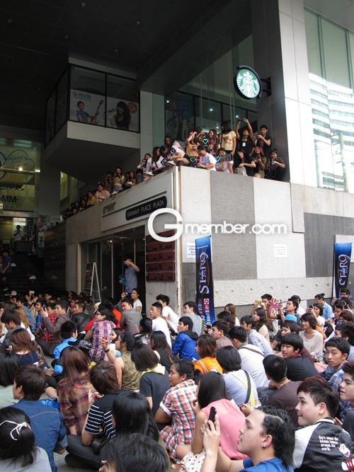 ภาพบรรยากาศการรับสมัคร the star 9  (กลาง อีสาน ใต้ เหนือ)