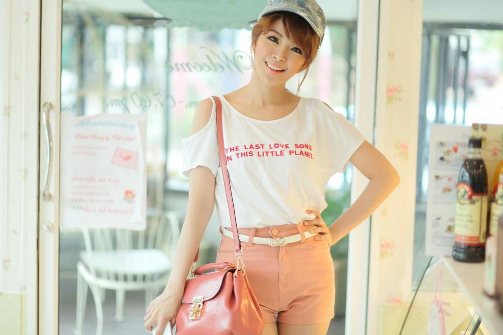 แย้ นนทพร ธีระวัฒนสุข ขาววิ๊งเวอร์ๆ