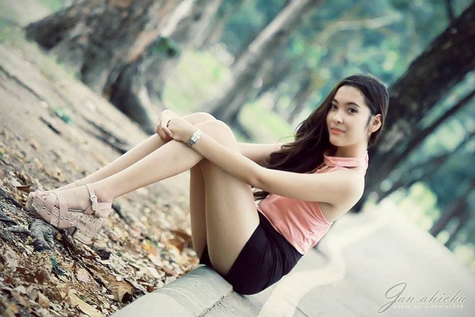 https://www.facebook.com/#!/photo.php?fbid=493368290686464&set=a.493346967355263.104643.168058686550