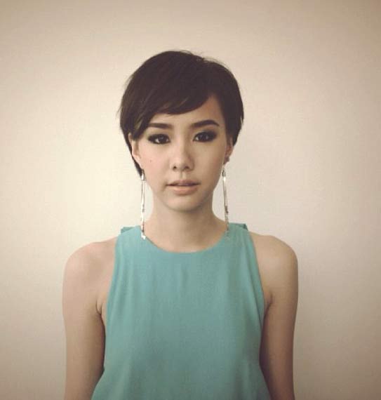สาวผมสั้นจี๊ดๆ