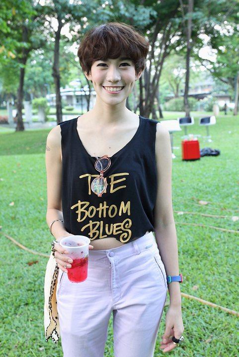 สาวผมสั้นจี๊ดๆ